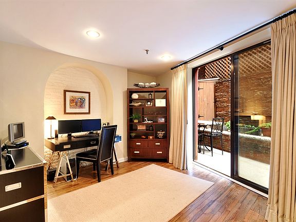 3rd image of 571 Hudson St APT 1B