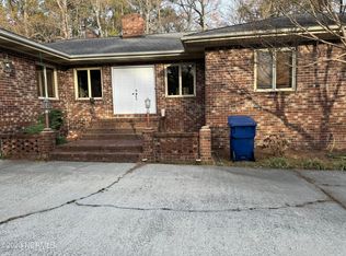 2605 Brookhaven Dr, Kinston, NC 28504