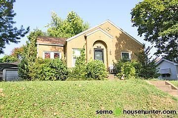 1st image of 313 SW End Blvd