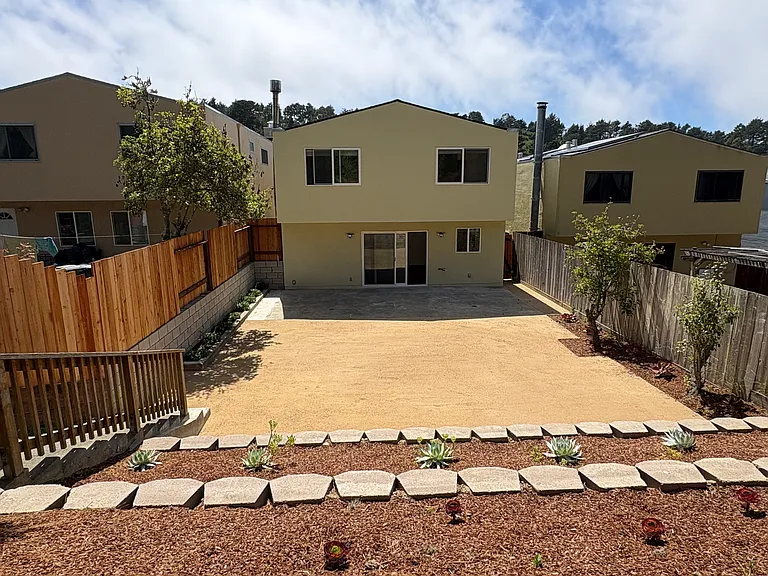 4224 Callan Blvd — Photo 23