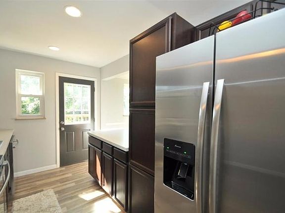 4th image of 6117 W Fordham Pl