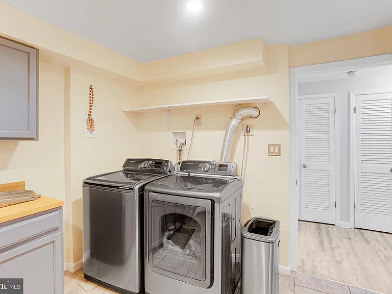 3434 Fort Lyon Dr — Photo 28