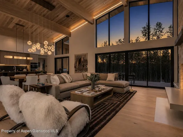 231 Maple Ridge Ln, Snowmass Village, CO 81615
