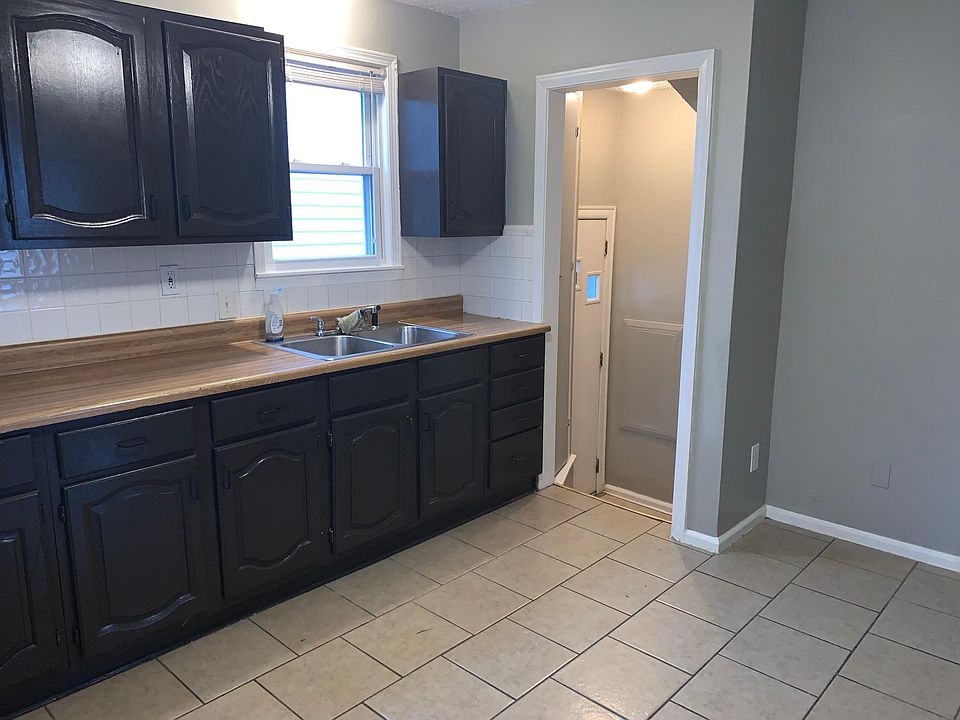 1st image of 2140 Euclid St
