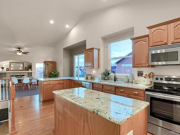5th image of 9810 Carrington Dr