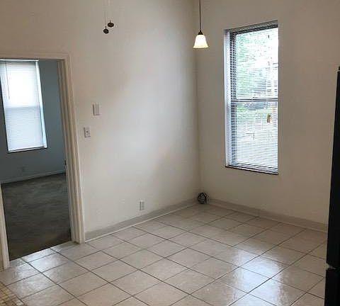 5th image of 3302 Shenandoah Ave