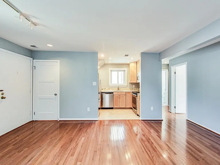 8923 Battery Pl — Photo 5
