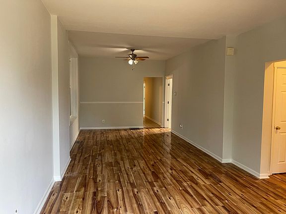 5th image of 1649 W Garfield Blvd #1