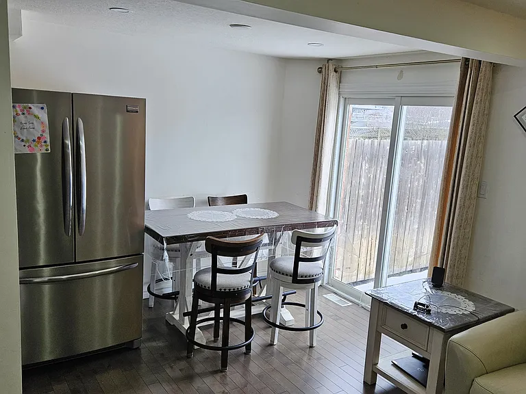 145 Stephanie Dr — Photo 6