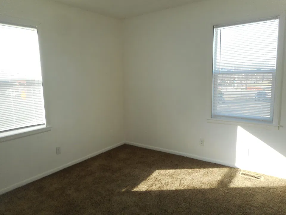1st room