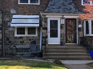 160 Academy Ln, Upper Darby, PA 19082