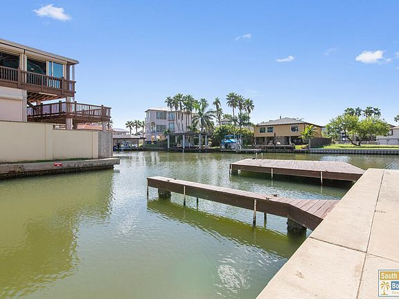 3rd image of 5909 Padre Blvd #404