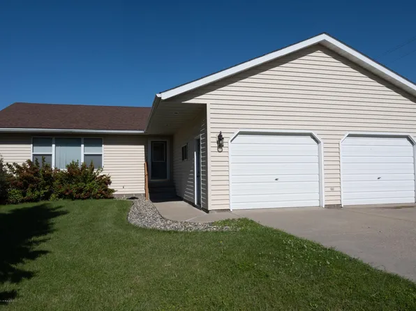306 3rd St NW, Rothsay, MN 56579