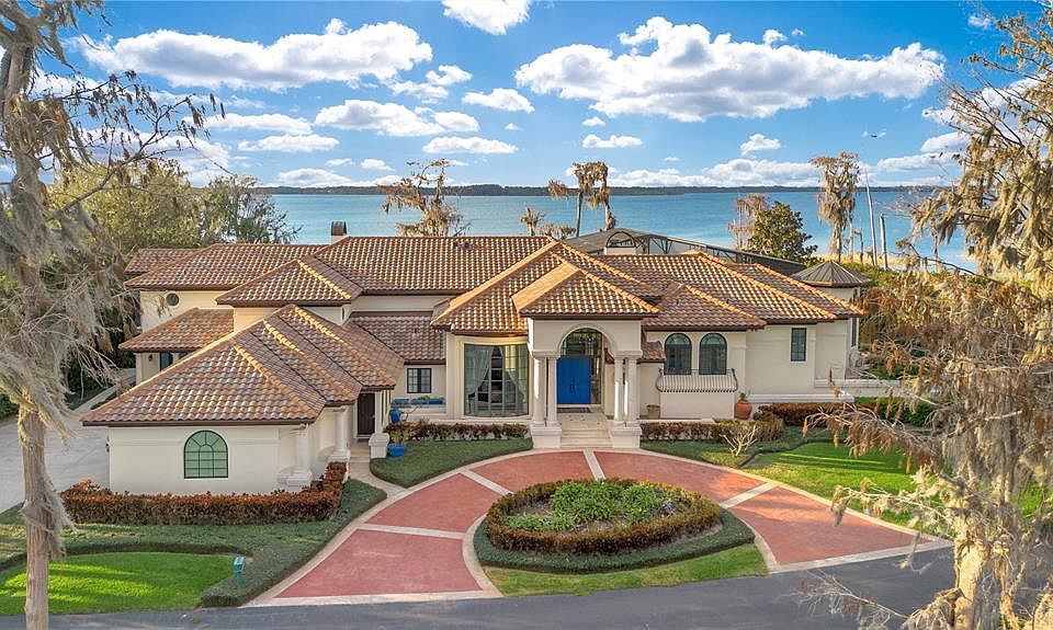1st image of 9243 POINT CYPRESS DRIVE
