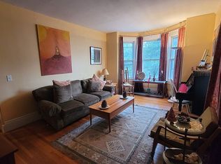 55 Ellery St #2, Cambridge, MA 02138