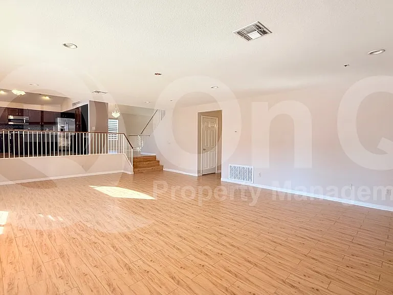 9405 E Presidio Rd — Photo 15