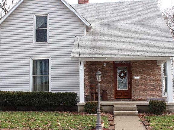 2nd image of 704 S Green St