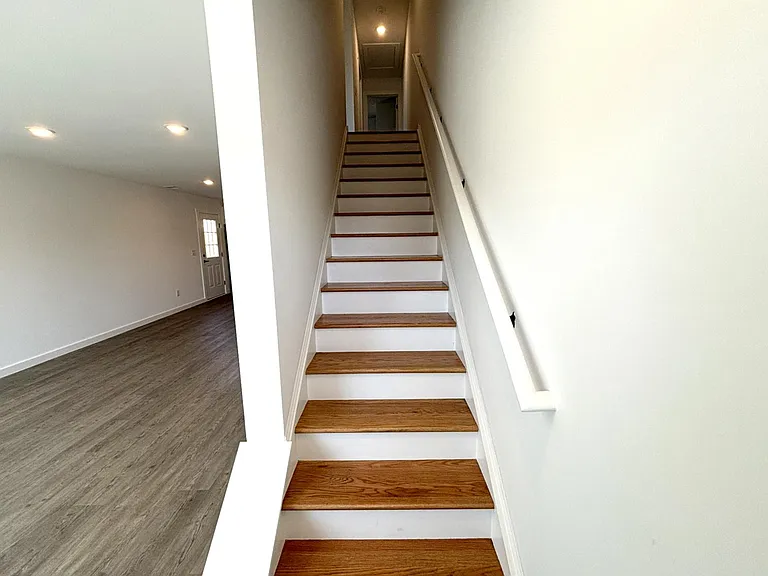 12 Catawba Ave — Photo 10