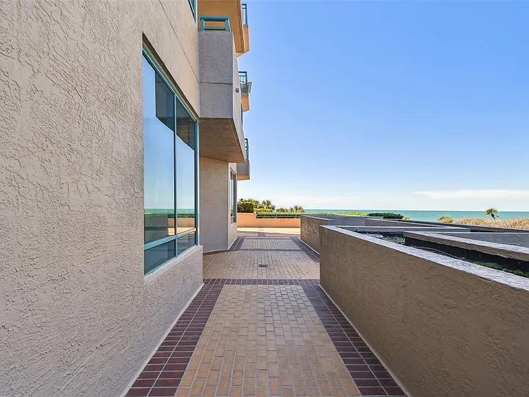 1560 Gulf Blvd #306 — Photo 39