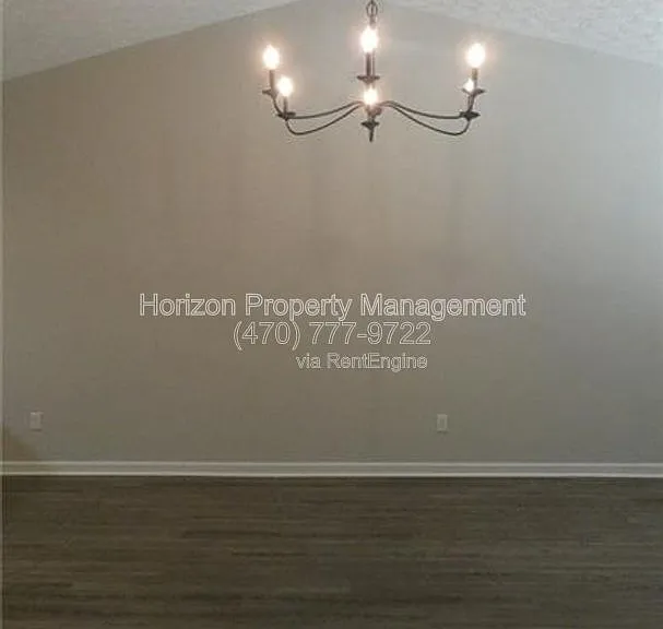 3993 Hidden Hollow Dr — Photo 6