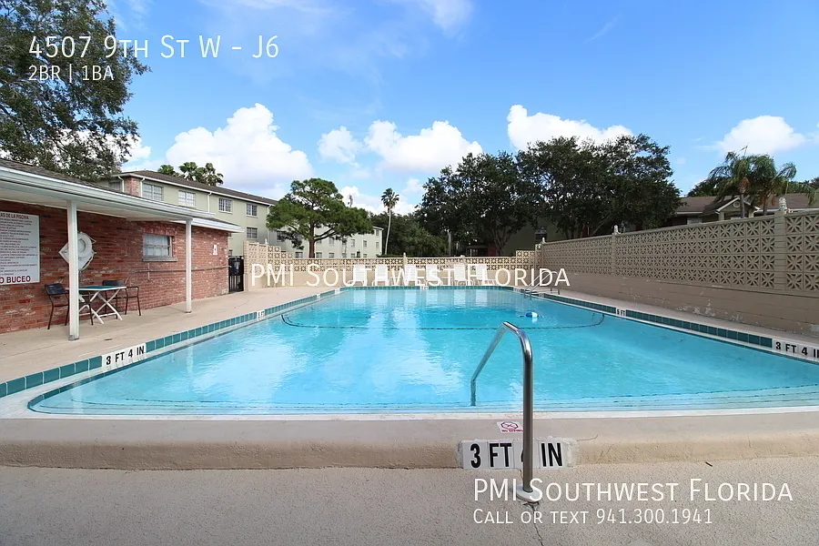 Pet Friendly! 2BR Condo with Community Pool! — Photo 1