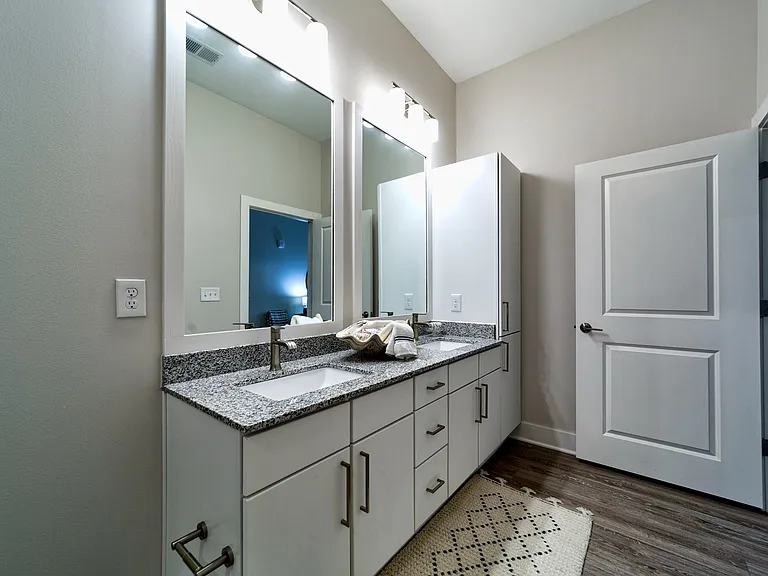 The Grove at Coastal Grand 55+ Active Adult Apartment Homes — Photo 20