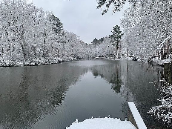 2nd image of 2884 Hidden Lake Dr