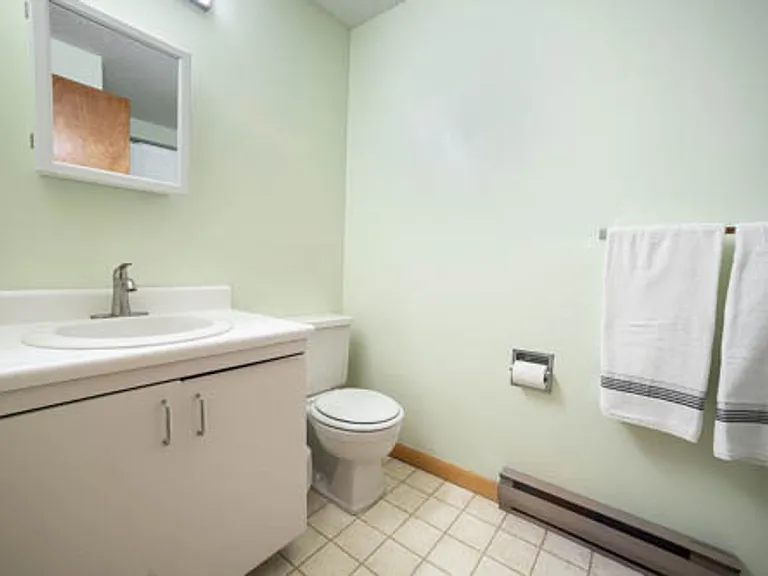 135 Snowood Dr #E4 — Photo 9