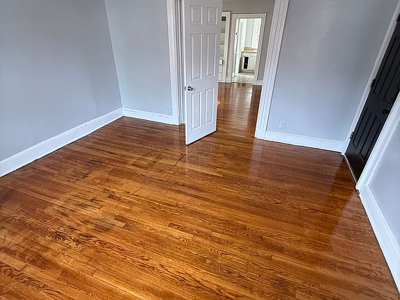 2nd image of 57 Lincoln St APT 2
