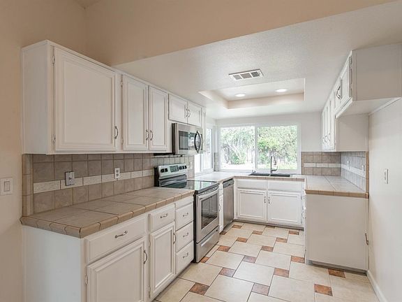 4th image of 6863 Westchester Way
