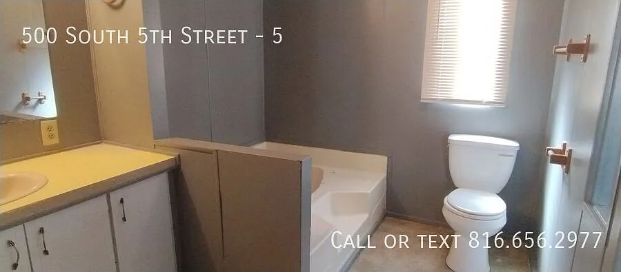 Remodeled 2 bed 2 bath mobile home — Photo 3