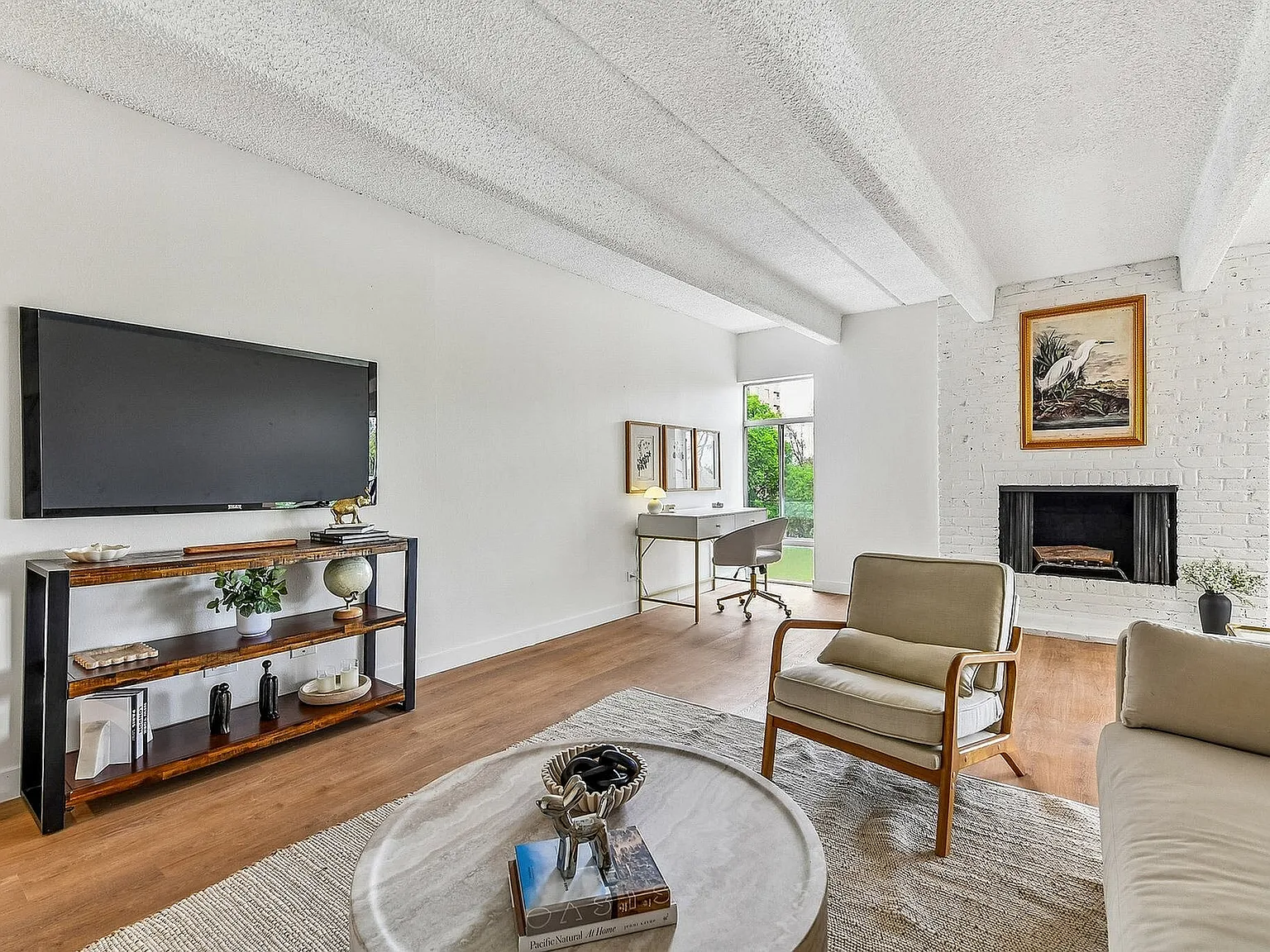 El Greco Apartments — Photo 1