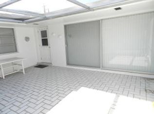 162 West Ct, Royal Palm Beach, FL 33411