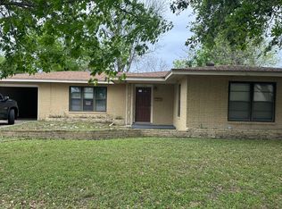 708 E Airline Rd, Victoria, TX 77901