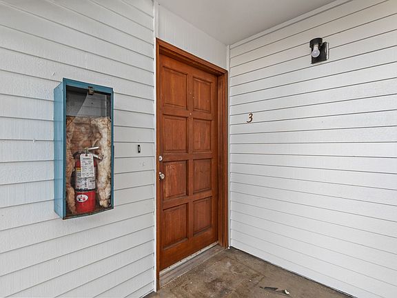 5th image of 2902 N Carr St #3