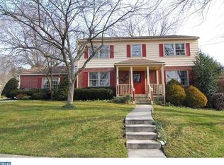 825 Evergreen Dr, Wyomissing, PA 19610