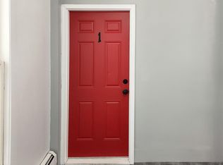 17 Clinton Ave APT 1, Winslow, ME 04901