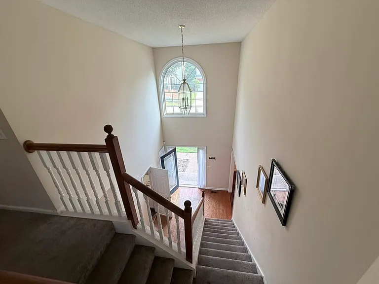 1227 Mandalay Ct — Photo 22