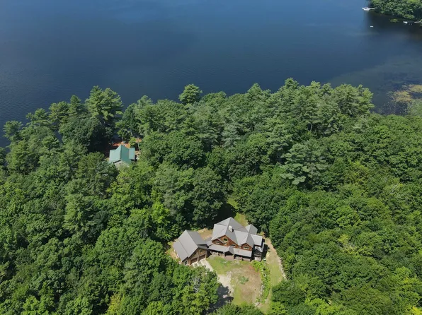 37 Cobb Road, Raymond, ME 04071