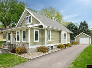 614 Lyndale St, North Mankato, MN 56003