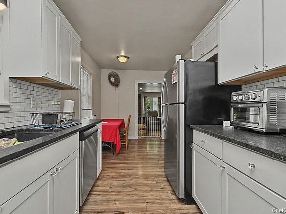 5th image of 4 Jerome Drive