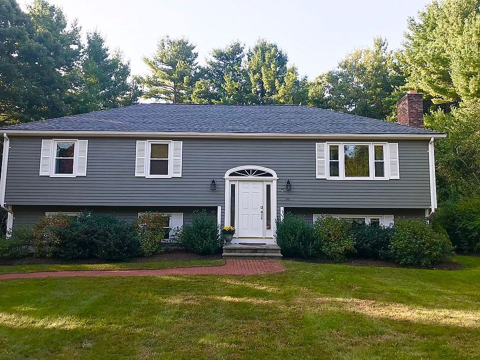 1st image of 80 Lorraine Metcalf Dr