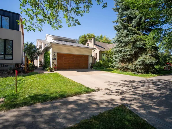 9324 93rd St NW, Edmonton, AB T6C 3T8