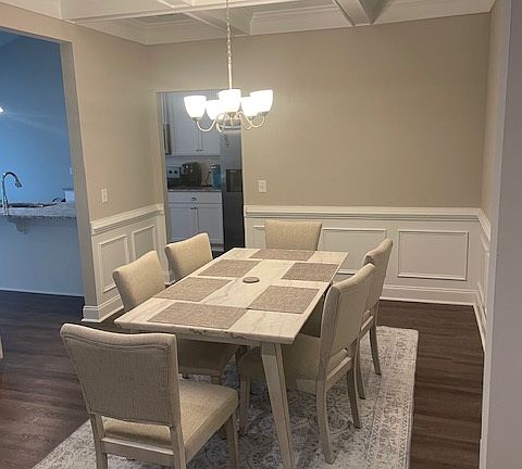 5th image of 218 Laguna Way