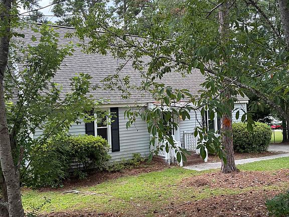 2nd image of 420 Sheridan Dr
