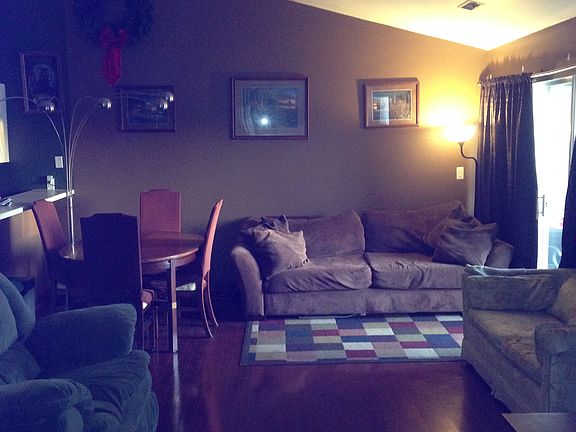 2nd image of 705 Horicon St Unit 7