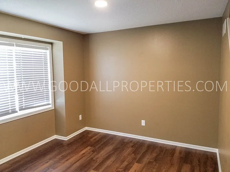 2420 Pine Ct — Photo 7