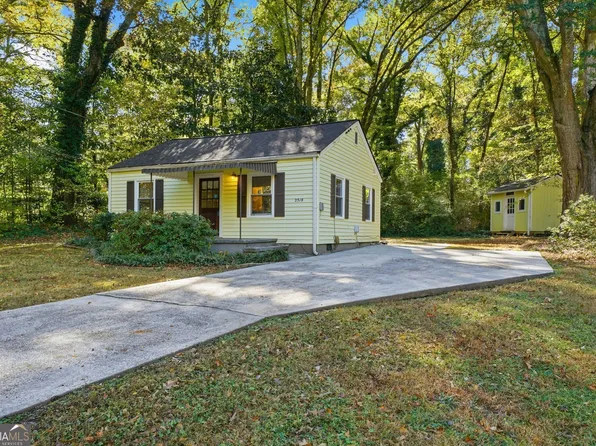 2518 Pine Lake Pl, Tucker, GA 30084