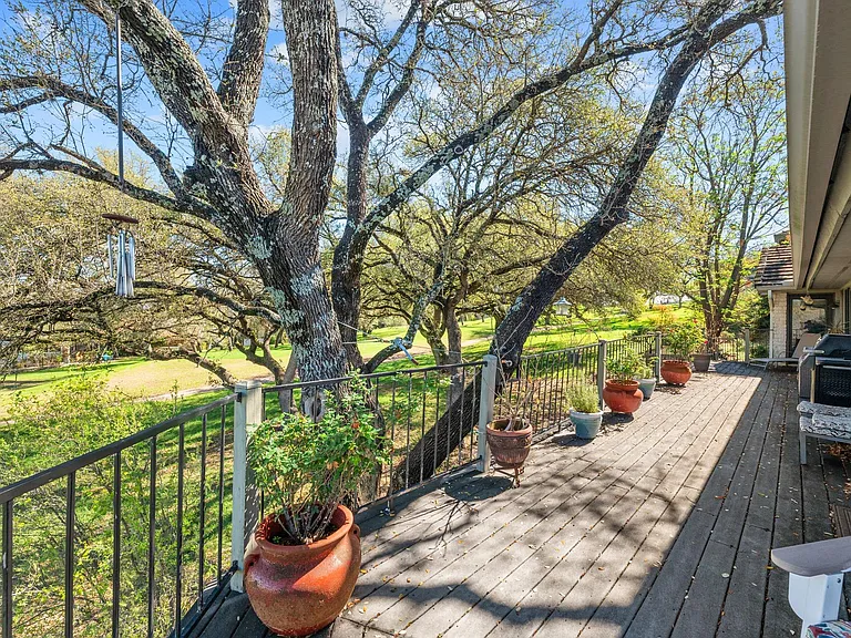 604 Rolling Green Dr — Photo 13