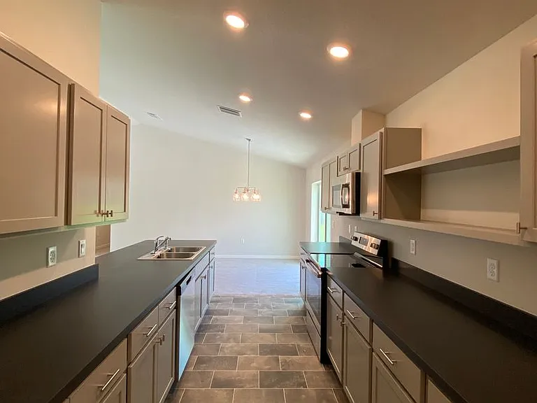 8180 N Wakefield Dr — Photo 13